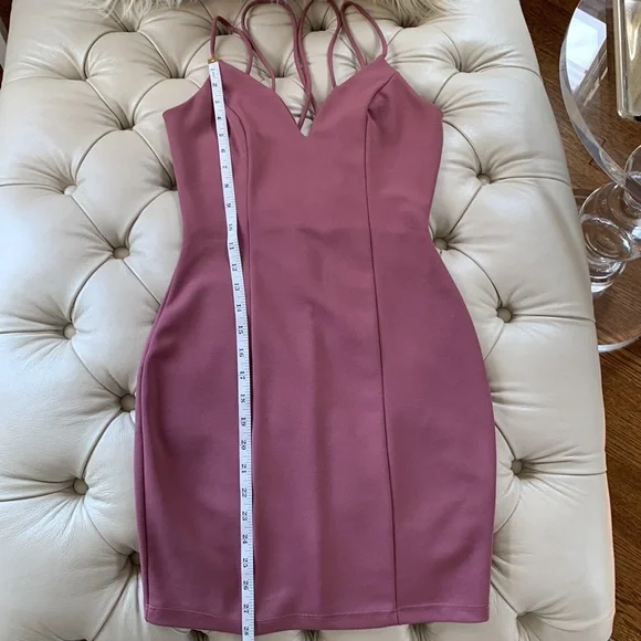 👗Windsor Strappy Mini Dress Mauve Color Size S👗 - Picture 3 of 9